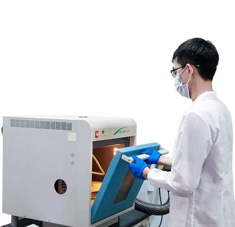 PINKYLEEM experts customize your exclusive lash glue formula based on your needs.